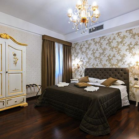 Hotel Mastrodattia Челано Екстер'єр фото