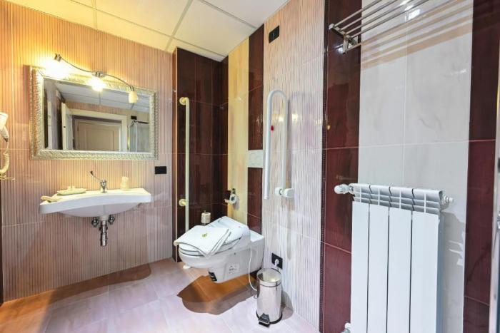 Hotel Mastrodattia Челано Номер фото