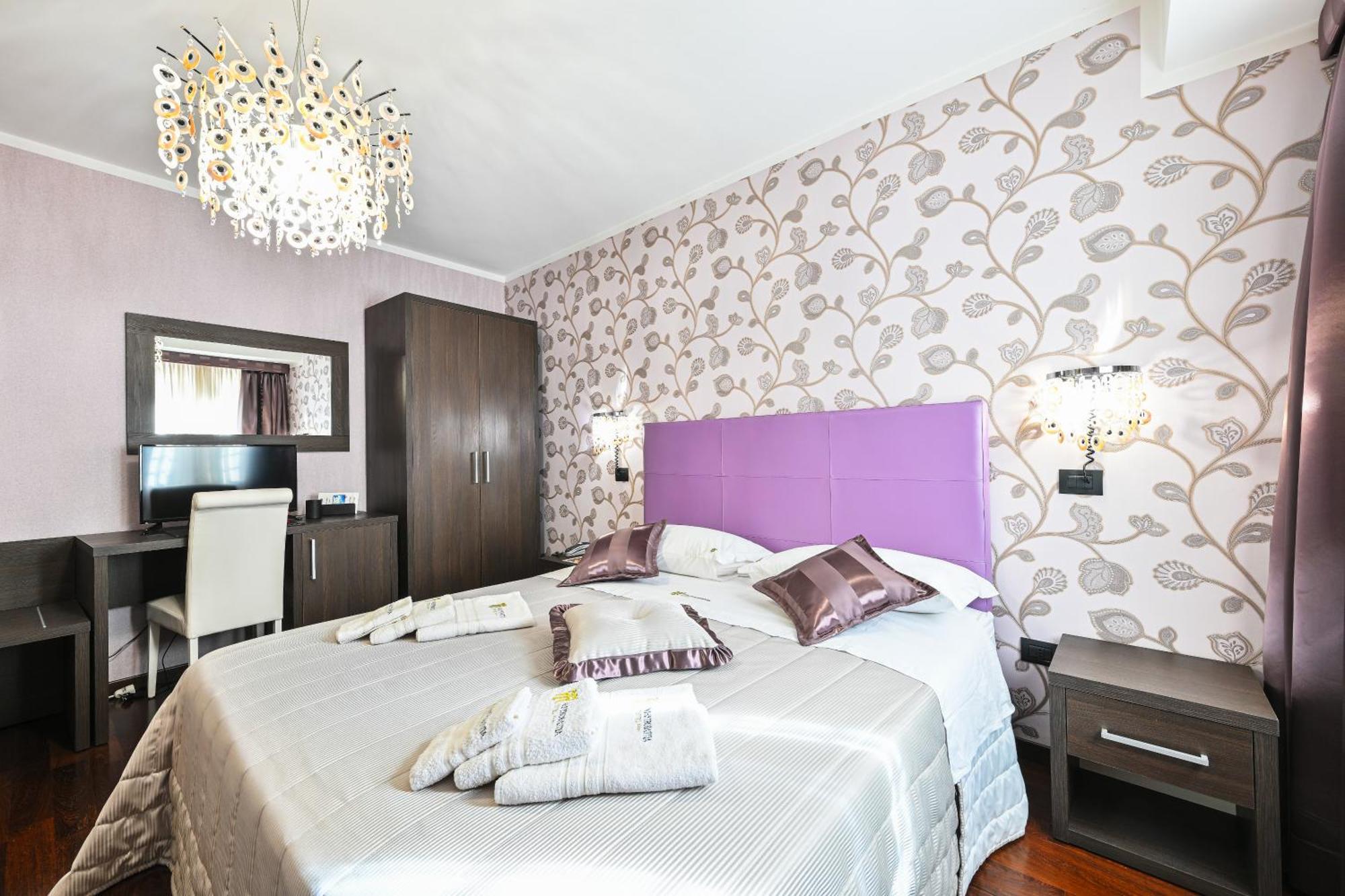 Hotel Mastrodattia Челано Екстер'єр фото