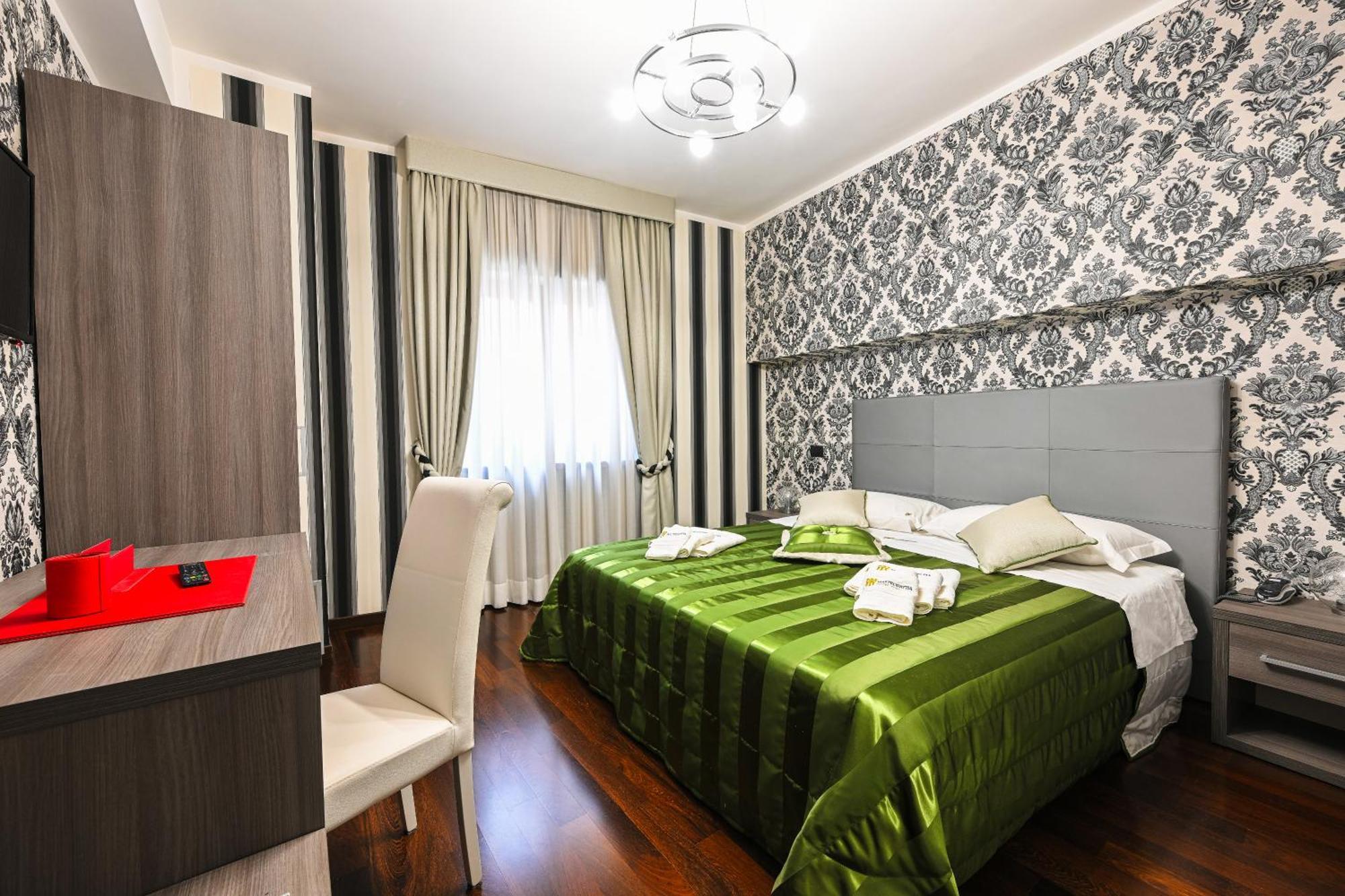 Hotel Mastrodattia Челано Екстер'єр фото