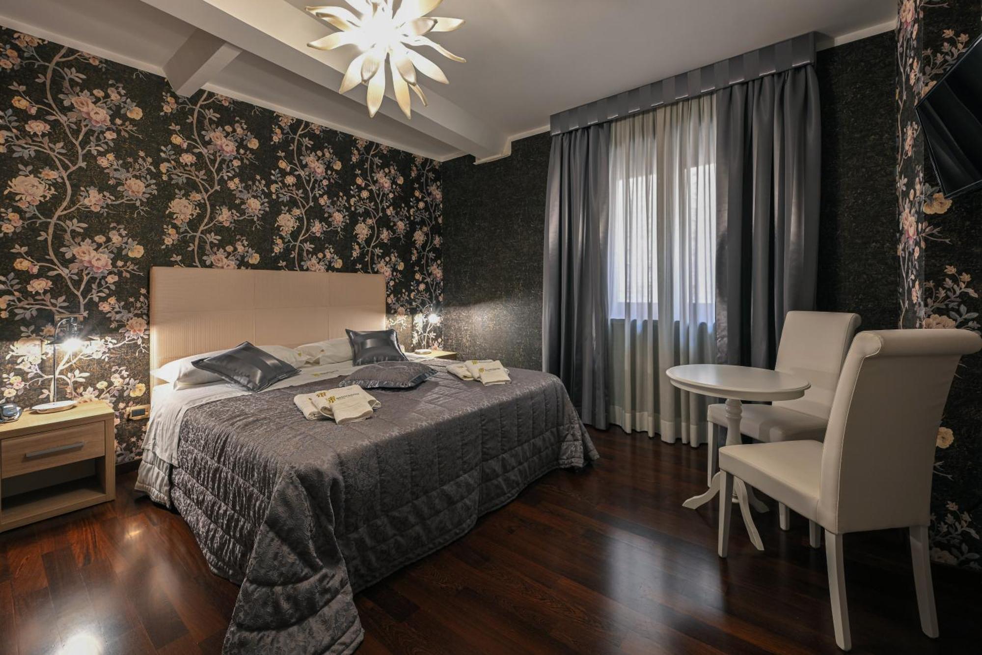 Hotel Mastrodattia Челано Екстер'єр фото